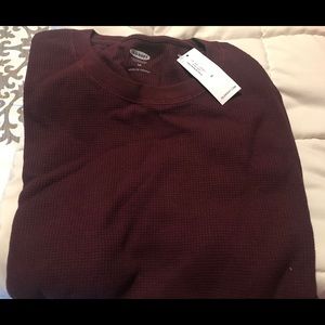 NWT- Men’s Old Navy thermal long sleeve- Med